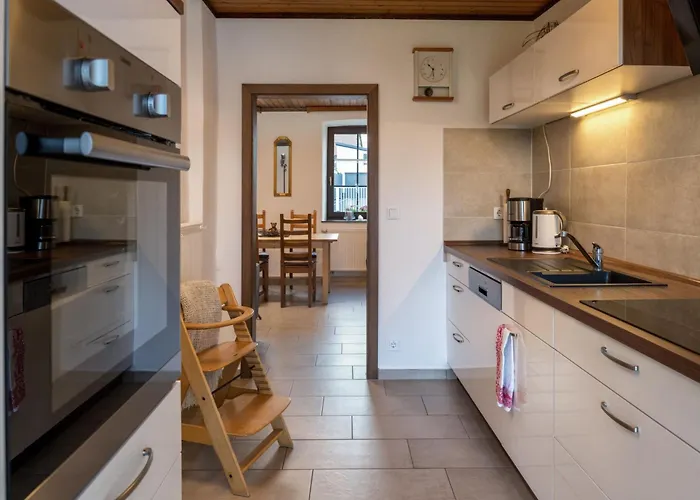 Bruni By Interhome マンダーシャイト